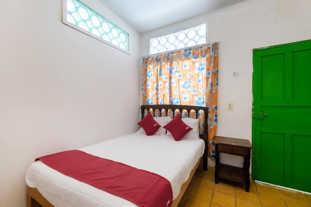 Oyo Hotel Las Palmas Cuyutlan Manzanillo Exterior photo